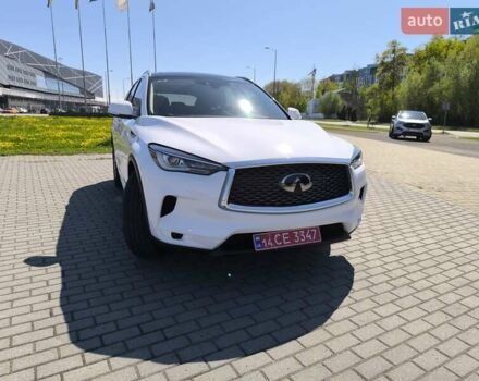Белый Инфинити QX50, объемом двигателя 2 л и пробегом 14 тыс. км за 29800 $, фото 318 на Automoto.ua