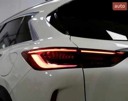 Белый Инфинити QX50, объемом двигателя 1.99 л и пробегом 38 тыс. км за 28999 $, фото 52 на Automoto.ua
