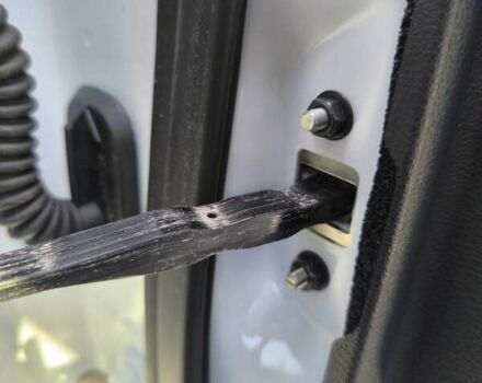 Белый Инфинити QX50, объемом двигателя 2 л и пробегом 14 тыс. км за 29800 $, фото 125 на Automoto.ua