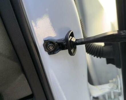 Белый Инфинити QX50, объемом двигателя 2 л и пробегом 14 тыс. км за 29800 $, фото 106 на Automoto.ua