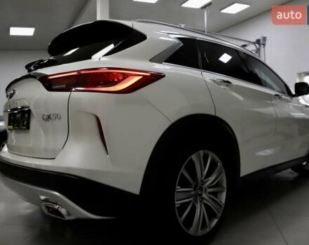 Белый Инфинити QX50, объемом двигателя 1.99 л и пробегом 38 тыс. км за 28999 $, фото 39 на Automoto.ua