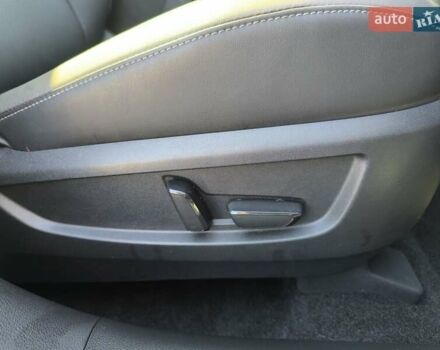 Белый Инфинити QX50, объемом двигателя 2 л и пробегом 14 тыс. км за 29800 $, фото 109 на Automoto.ua