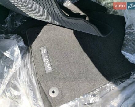 Белый Инфинити QX50, объемом двигателя 2 л и пробегом 14 тыс. км за 29800 $, фото 97 на Automoto.ua