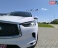 Белый Инфинити QX50, объемом двигателя 2 л и пробегом 14 тыс. км за 29800 $, фото 294 на Automoto.ua