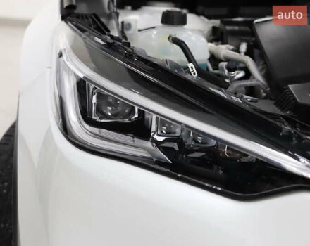 Белый Инфинити QX50, объемом двигателя 1.99 л и пробегом 38 тыс. км за 28999 $, фото 90 на Automoto.ua