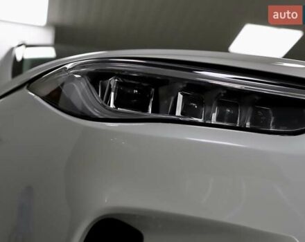 Белый Инфинити QX50, объемом двигателя 1.99 л и пробегом 38 тыс. км за 28999 $, фото 16 на Automoto.ua