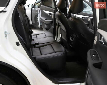 Белый Инфинити QX50, объемом двигателя 1.99 л и пробегом 38 тыс. км за 28999 $, фото 68 на Automoto.ua