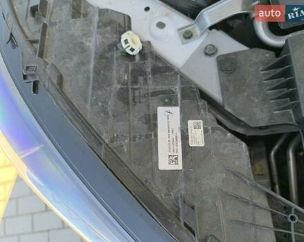 Белый Инфинити QX50, объемом двигателя 2 л и пробегом 14 тыс. км за 29800 $, фото 262 на Automoto.ua