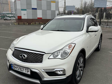 Белый Инфинити QX50, объемом двигателя 3.7 л и пробегом 134 тыс. км за 15500 $, фото 1 на Automoto.ua