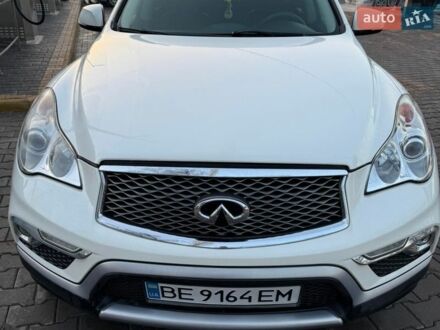Белый Инфинити QX50, объемом двигателя 3.7 л и пробегом 113 тыс. км за 14500 $, фото 1 на Automoto.ua