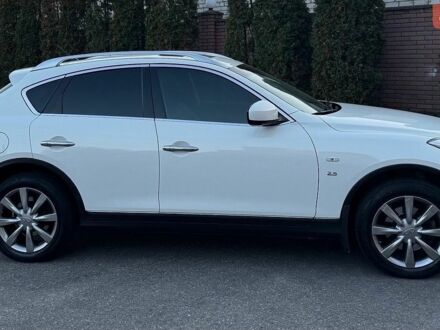 Білий Інфініті QX50, об'ємом двигуна 2.5 л та пробігом 91 тис. км за 15500 $, фото 1 на Automoto.ua