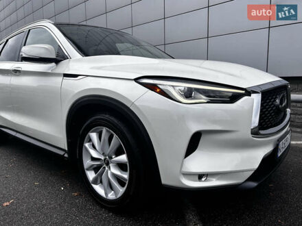 Білий Інфініті QX50, об'ємом двигуна 2 л та пробігом 90 тис. км за 22500 $, фото 1 на Automoto.ua