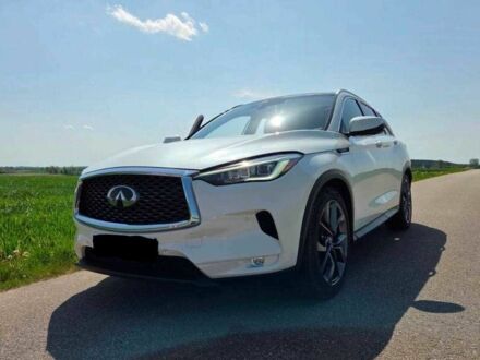 Белый Инфинити QX50, объемом двигателя 2 л и пробегом 67 тыс. км за 13200 $, фото 1 на Automoto.ua