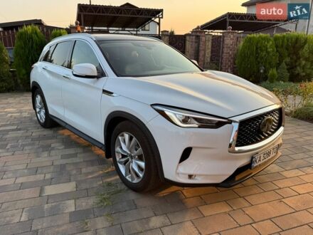 Білий Інфініті QX50, об'ємом двигуна 2 л та пробігом 98 тис. км за 20900 $, фото 1 на Automoto.ua