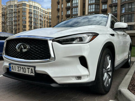 Инфинити QX50 2019 в Киеве на Automoto.ua Белый Инфинити QX50, объемом двигателя 2 л и пробегом 159 тыс. км за 22000 $, фото 1 на Automoto.ua