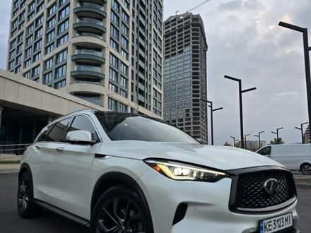 Инфинити QX50 2019 в Днепре (Днепропетровске) на Automoto.ua Белый Инфинити QX50, объемом двигателя 1.99 л и пробегом 63 тыс. км за 28300 $, фото 1 на Automoto.ua