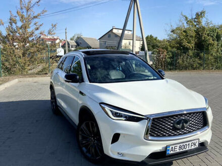 Белый Инфинити QX50, объемом двигателя 1.99 л и пробегом 48 тыс. км за 24500 $, фото 1 на Automoto.ua