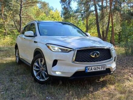 Білий Інфініті QX50, об'ємом двигуна 1.99 л та пробігом 61 тис. км за 23500 $, фото 1 на Automoto.ua