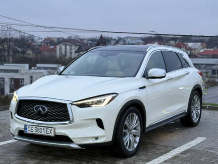 Белый Инфинити QX50, объемом двигателя 1.99 л и пробегом 57 тыс. км за 31900 $, фото 1 на Automoto.ua