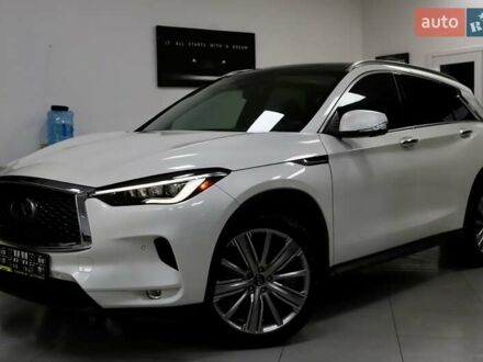 Белый Инфинити QX50, объемом двигателя 1.99 л и пробегом 38 тыс. км за 28999 $, фото 1 на Automoto.ua