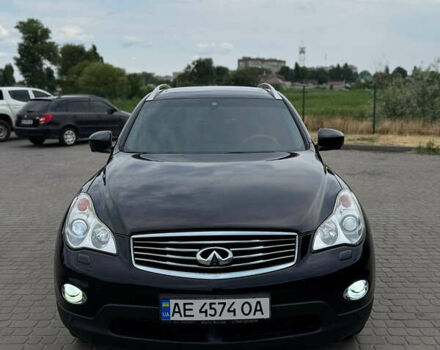Черный Инфинити QX50, объемом двигателя 2.5 л и пробегом 86 тыс. км за 15000 $, фото 1 на Automoto.ua