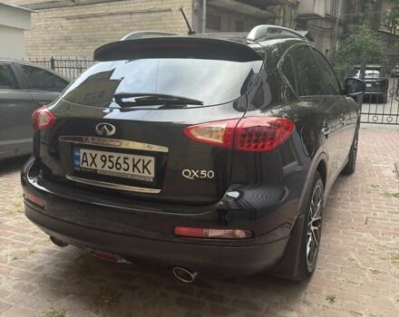 Чорний Інфініті QX50, об'ємом двигуна 3.7 л та пробігом 57 тис. км за 15999 $, фото 2 на Automoto.ua