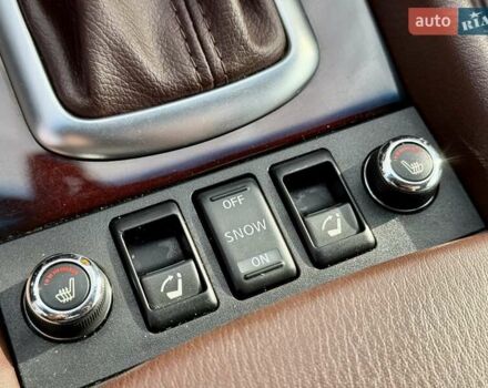 Черный Инфинити QX50, объемом двигателя 3.7 л и пробегом 64 тыс. км за 16800 $, фото 20 на Automoto.ua