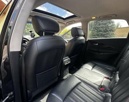 Чорний Інфініті QX50, об'ємом двигуна 3.7 л та пробігом 122 тис. км за 14200 $, фото 8 на Automoto.ua