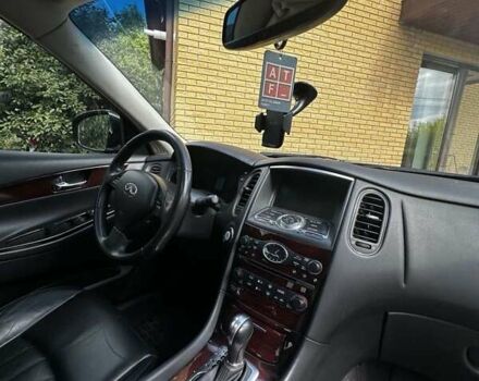 Чорний Інфініті QX50, об'ємом двигуна 3.7 л та пробігом 122 тис. км за 14200 $, фото 5 на Automoto.ua