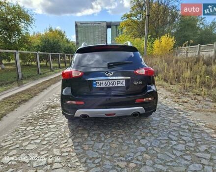 Черный Инфинити QX50, объемом двигателя 3.7 л и пробегом 111 тыс. км за 14000 $, фото 7 на Automoto.ua