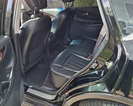 Черный Инфинити QX50, объемом двигателя 3.7 л и пробегом 111 тыс. км за 14000 $, фото 13 на Automoto.ua