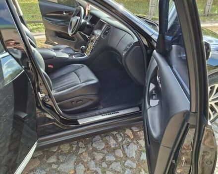 Черный Инфинити QX50, объемом двигателя 3.7 л и пробегом 111 тыс. км за 14000 $, фото 11 на Automoto.ua