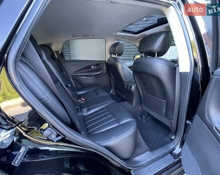 Черный Инфинити QX50, объемом двигателя 3.7 л и пробегом 59 тыс. км за 15900 $, фото 60 на Automoto.ua
