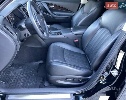 Чорний Інфініті QX50, об'ємом двигуна 3.7 л та пробігом 63 тис. км за 14900 $, фото 41 на Automoto.ua