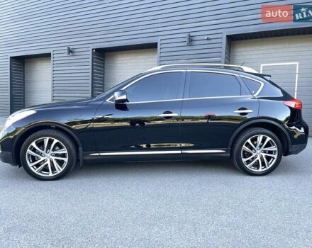 Черный Инфинити QX50, объемом двигателя 3.7 л и пробегом 59 тыс. км за 15900 $, фото 11 на Automoto.ua