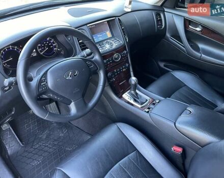 Черный Инфинити QX50, объемом двигателя 3.7 л и пробегом 59 тыс. км за 15900 $, фото 40 на Automoto.ua