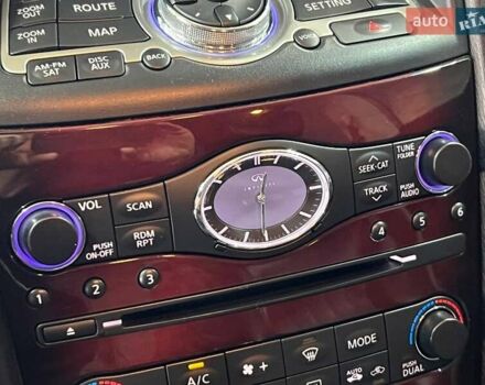 Черный Инфинити QX50, объемом двигателя 3.7 л и пробегом 195 тыс. км за 11800 $, фото 18 на Automoto.ua