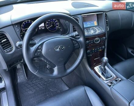 Черный Инфинити QX50, объемом двигателя 3.7 л и пробегом 59 тыс. км за 15900 $, фото 42 на Automoto.ua