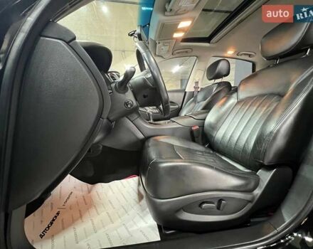 Черный Инфинити QX50, объемом двигателя 3.7 л и пробегом 195 тыс. км за 11800 $, фото 35 на Automoto.ua