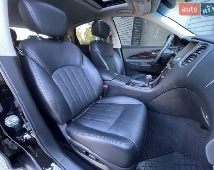 Чорний Інфініті QX50, об'ємом двигуна 3.7 л та пробігом 63 тис. км за 14900 $, фото 50 на Automoto.ua