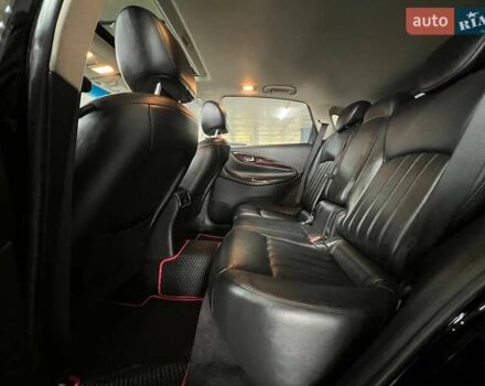 Черный Инфинити QX50, объемом двигателя 3.7 л и пробегом 195 тыс. км за 11800 $, фото 36 на Automoto.ua