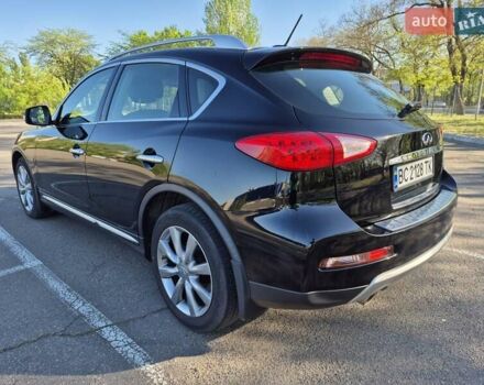 Черный Инфинити QX50, объемом двигателя 3.7 л и пробегом 104 тыс. км за 18700 $, фото 7 на Automoto.ua