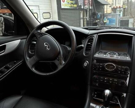 Чорний Інфініті QX50, об'ємом двигуна 3.7 л та пробігом 145 тис. км за 14950 $, фото 26 на Automoto.ua