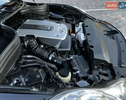 Черный Инфинити QX50, объемом двигателя 3.7 л и пробегом 42 тыс. км за 18000 $, фото 11 на Automoto.ua