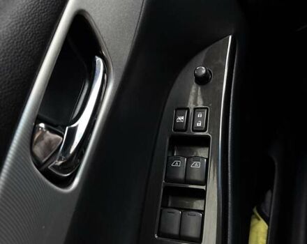 Чорний Інфініті QX50, об'ємом двигуна 3.7 л та пробігом 145 тис. км за 14950 $, фото 31 на Automoto.ua