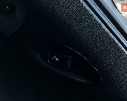 Черный Инфинити QX50, объемом двигателя 3.7 л и пробегом 42 тыс. км за 18000 $, фото 35 на Automoto.ua