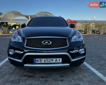 Черный Инфинити QX50, объемом двигателя 3.7 л и пробегом 42 тыс. км за 18000 $, фото 1 на Automoto.ua
