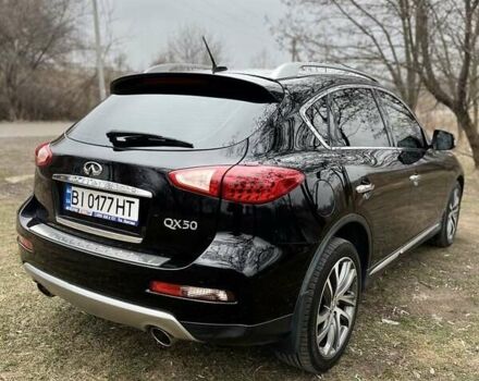 Черный Инфинити QX50, объемом двигателя 3.7 л и пробегом 80 тыс. км за 16999 $, фото 4 на Automoto.ua