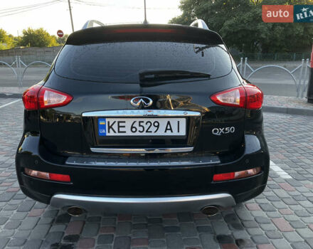Черный Инфинити QX50, объемом двигателя 3.7 л и пробегом 42 тыс. км за 18000 $, фото 3 на Automoto.ua