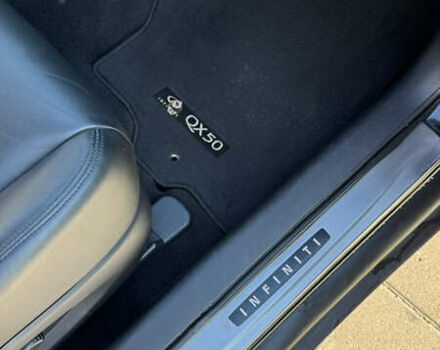 Черный Инфинити QX50, объемом двигателя 3.7 л и пробегом 62 тыс. км за 17000 $, фото 25 на Automoto.ua